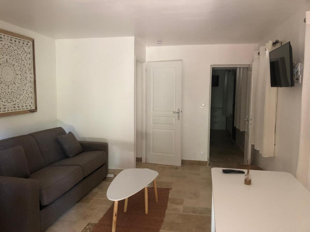 Les Mazets De La Cascade Apartamento Salernes Exterior foto
