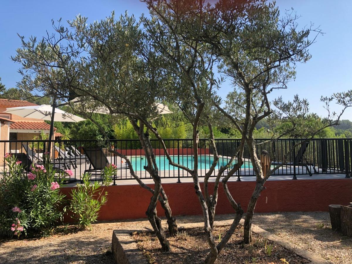 Les Mazets De La Cascade Apartamento Salernes Exterior foto
